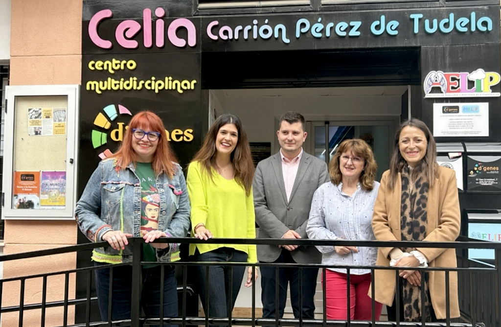 La directora general de Discapacidad del IMAS visit Totana 